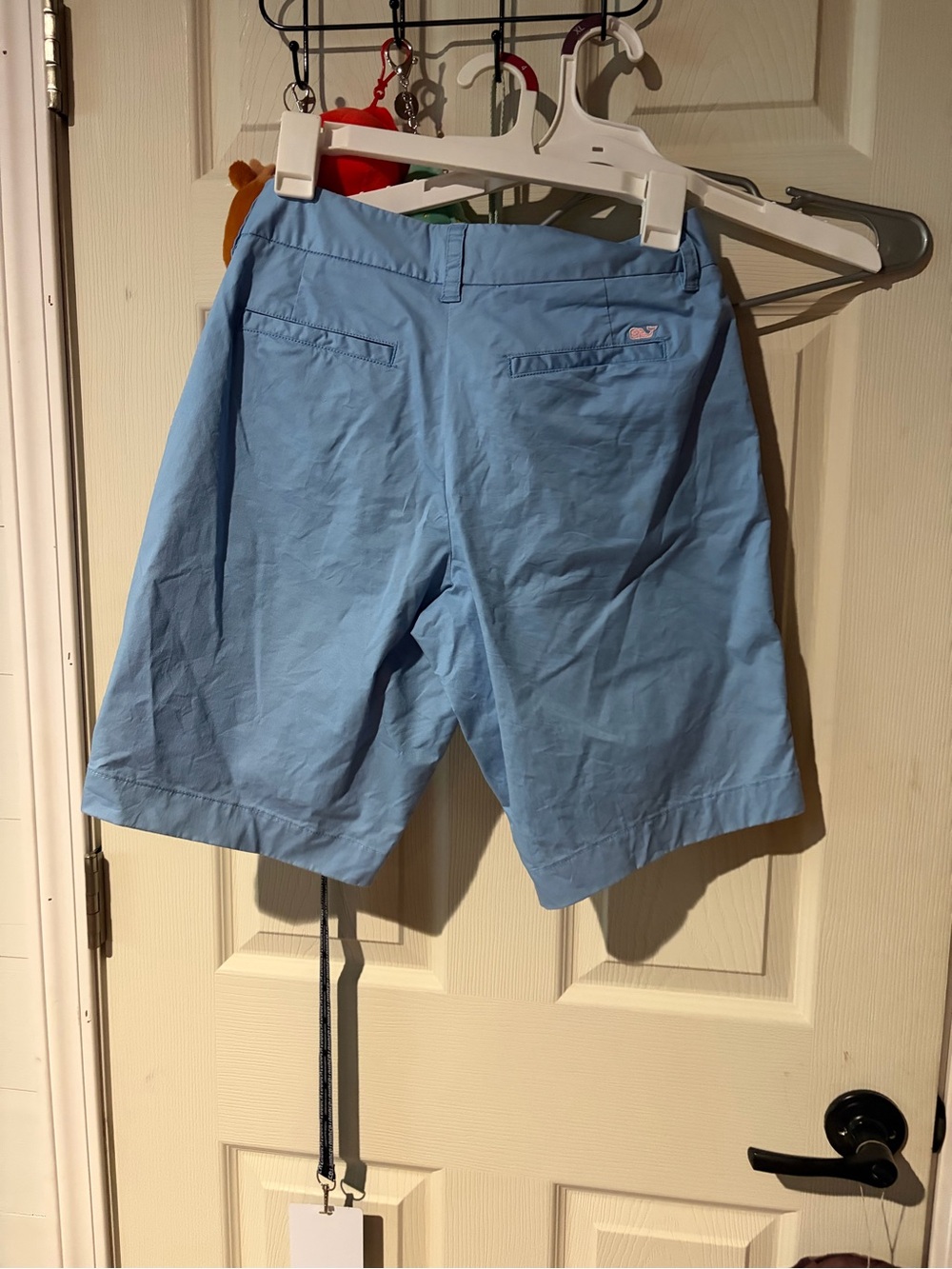 Vineyard Vines Men’s Light Blue Flat-Front Stretch Shorts - Picture 3 of 4